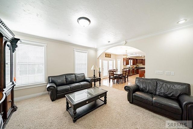 5930 E Pheasant Drive, Ammon, ID 83401