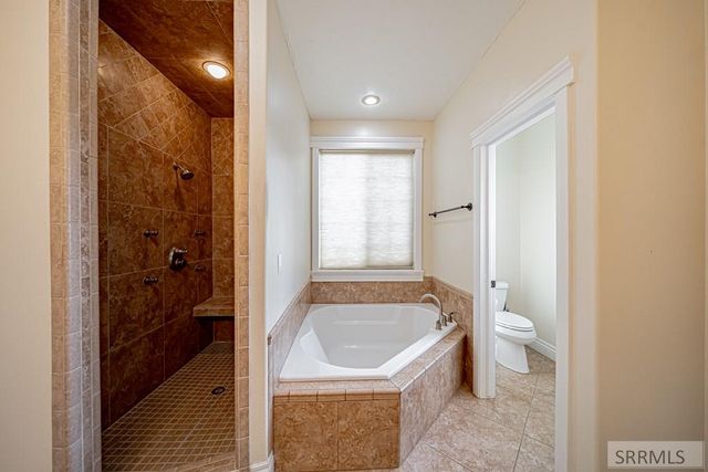 5930 E Pheasant Drive, Ammon, ID 83401