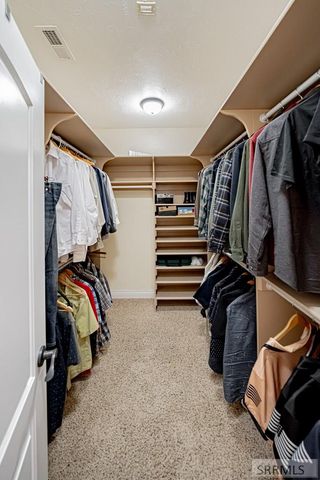 5930 E Pheasant Drive, Ammon, ID 83401