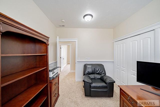 5930 E Pheasant Drive, Ammon, ID 83401