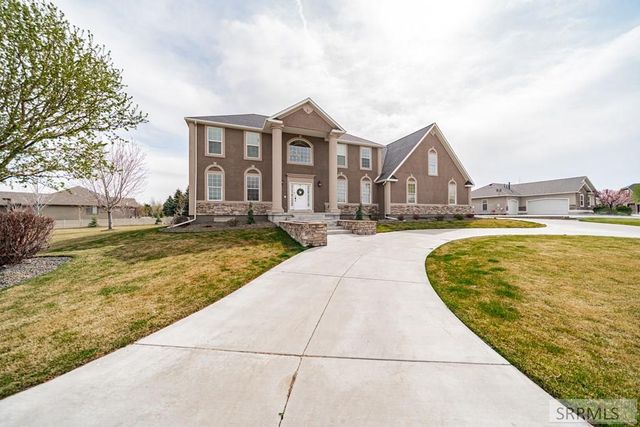 5930 E Pheasant Drive, Ammon, ID 83401