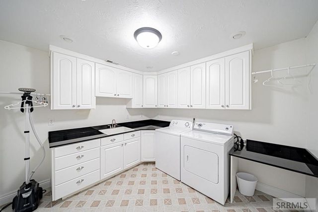 5930 E Pheasant Drive, Ammon, ID 83401