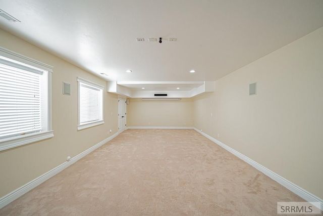 5930 E Pheasant Drive, Ammon, ID 83401