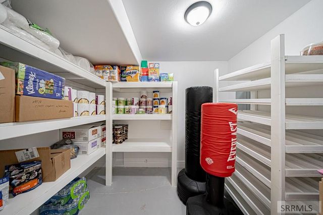 5930 E Pheasant Drive, Ammon, ID 83401