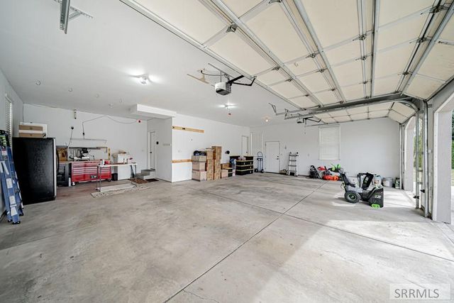 5930 E Pheasant Drive, Ammon, ID 83401