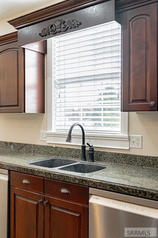 5930 E Pheasant Drive, Ammon, ID 83401