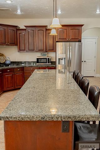 5930 E Pheasant Drive, Ammon, ID 83401