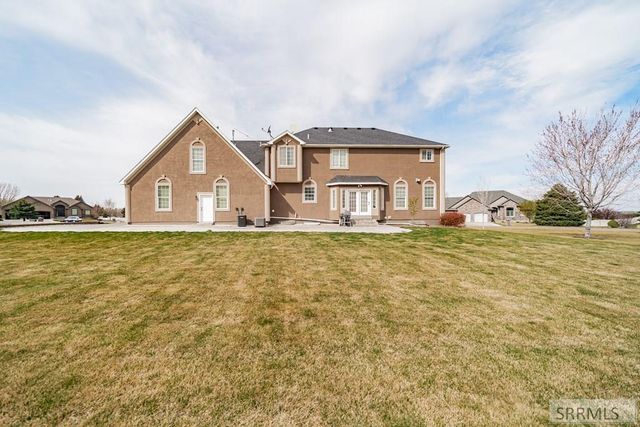 5930 E Pheasant Drive, Ammon, ID 83401