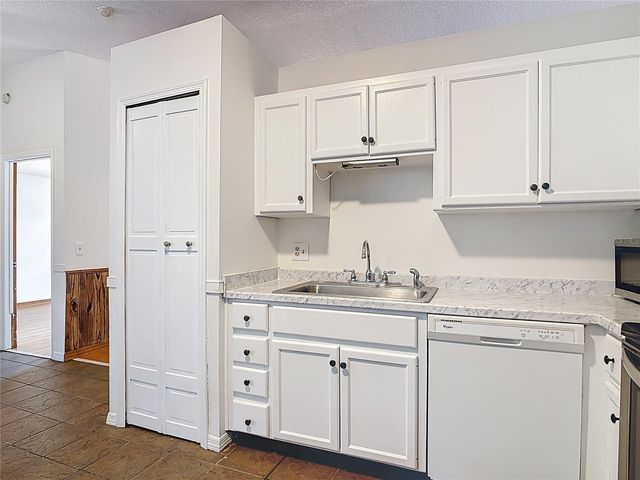 2840 W COVINGTON DRIVE, Deltona, FL 32738