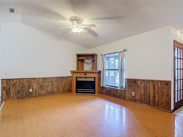 2840 W COVINGTON DRIVE, Deltona, FL 32738