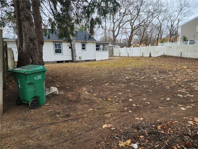 176 Canfield Avenue, Warwick, RI 02889