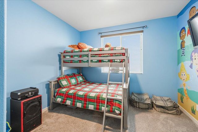 2725 N Cove Dr, Sacramento, CA 95833