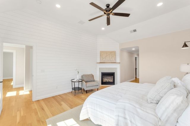 17 Starling Street, Boston, MA 02132