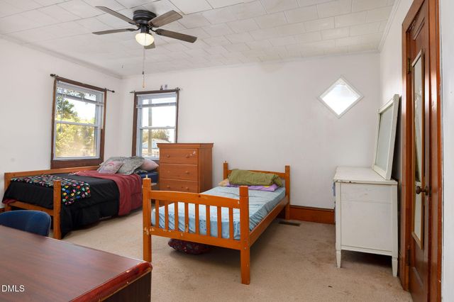 432 E Old Glencoe Road, Burlington, NC 27217