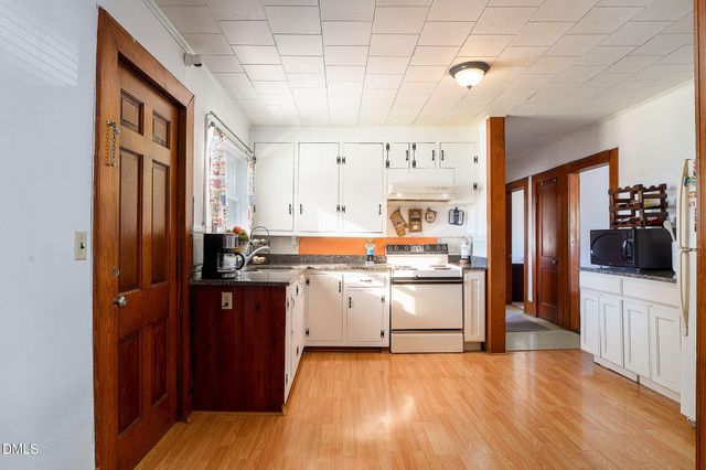 432 E Old Glencoe Road, Burlington, NC 27217