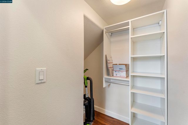 2151 Carmenere St, Danville, CA 94506