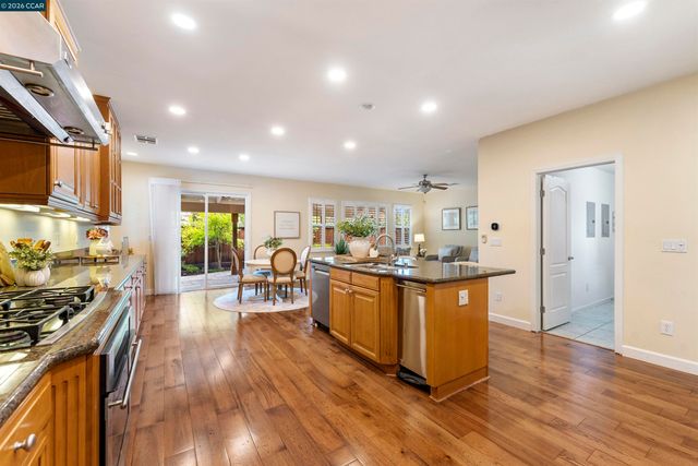 2151 Carmenere St, Danville, CA 94506