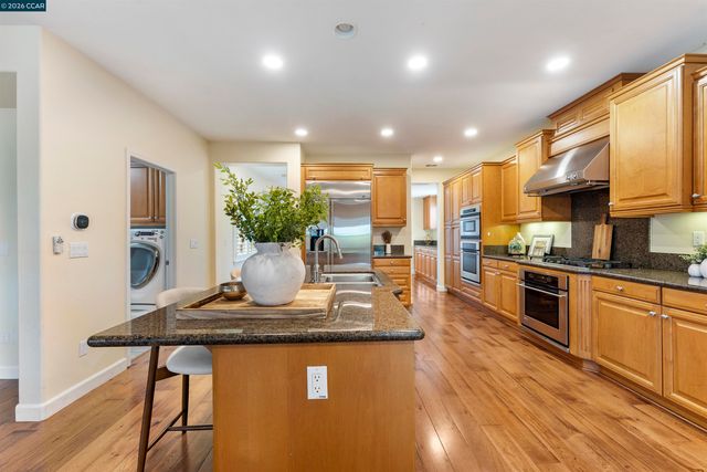 2151 Carmenere St, Danville, CA 94506