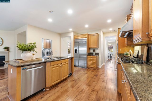 2151 Carmenere St, Danville, CA 94506