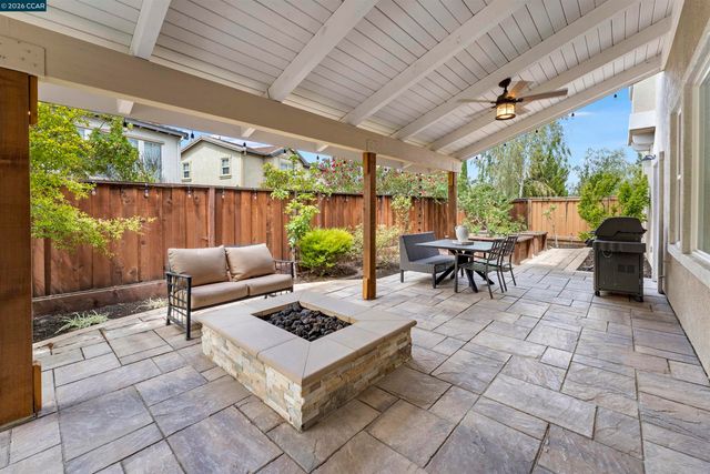 2151 Carmenere St, Danville, CA 94506