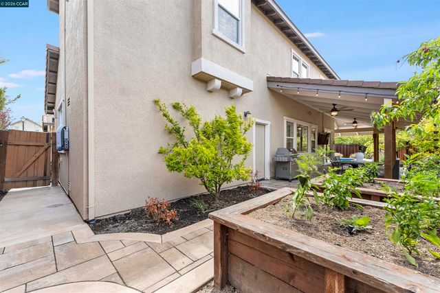 2151 Carmenere St, Danville, CA 94506