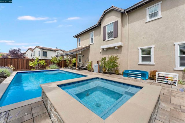 2151 Carmenere St, Danville, CA 94506