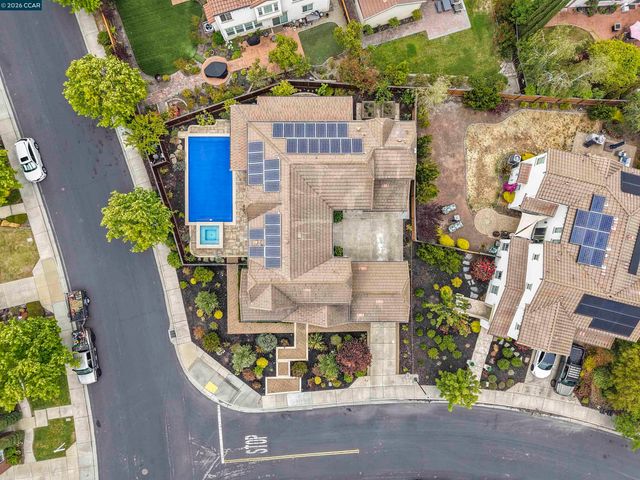 2151 Carmenere St, Danville, CA 94506