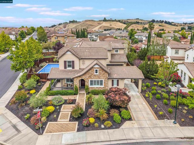2151 Carmenere St, Danville, CA 94506