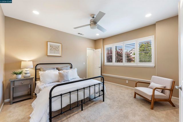 2151 Carmenere St, Danville, CA 94506
