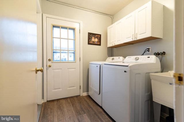 253 KENT RD, Warminster, PA 18974