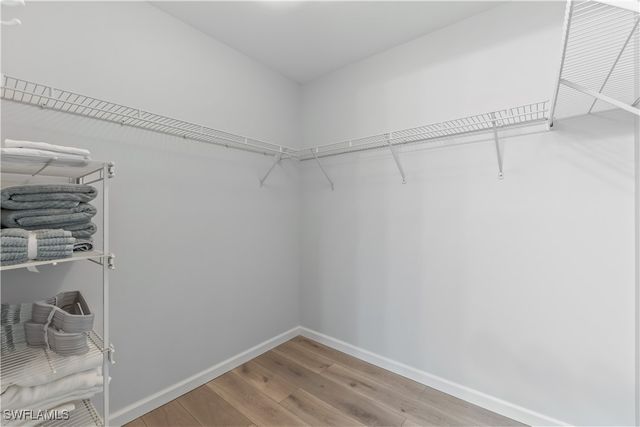 725 Saratoga CIR 102, Naples, FL 34104