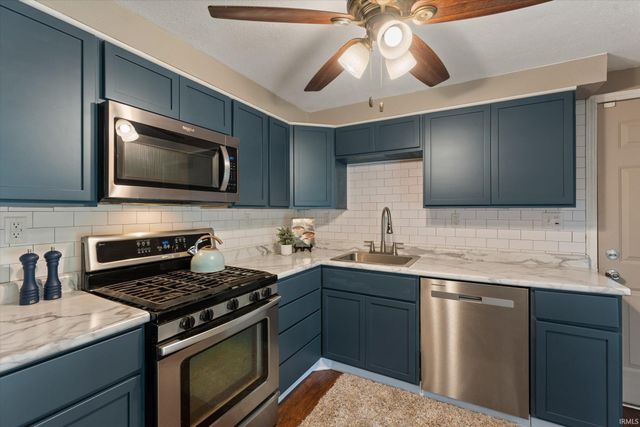 14666 Mill Valley Lane, Granger, IN 46530