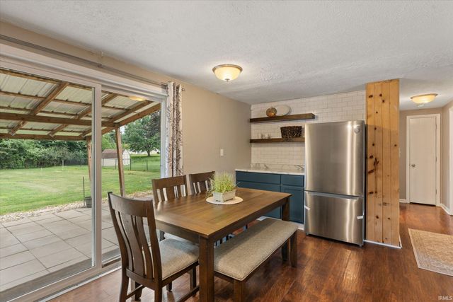 14666 Mill Valley Lane, Granger, IN 46530