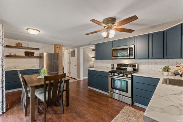 14666 Mill Valley Lane, Granger, IN 46530