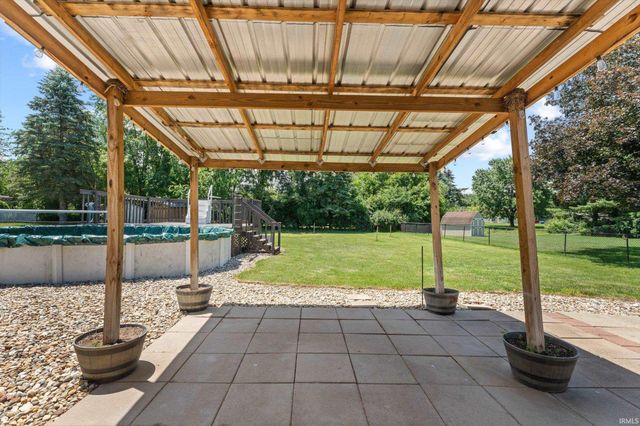 14666 Mill Valley Lane, Granger, IN 46530