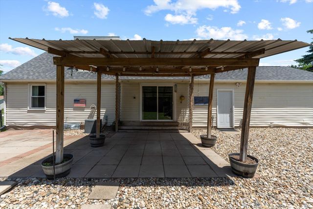 14666 Mill Valley Lane, Granger, IN 46530