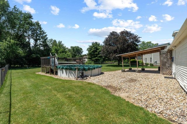 14666 Mill Valley Lane, Granger, IN 46530