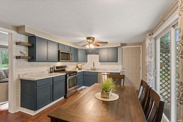 14666 Mill Valley Lane, Granger, IN 46530