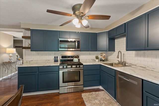 14666 Mill Valley Lane, Granger, IN 46530