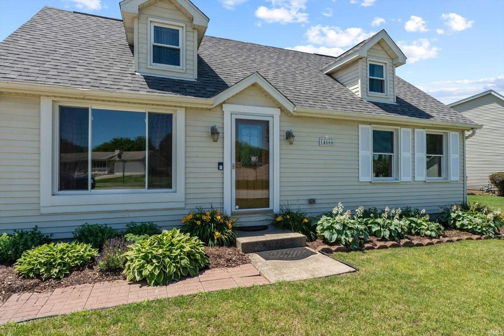 14666 Mill Valley Lane, Granger, IN 46530