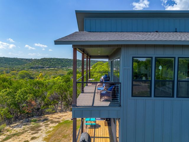 9720 Scenic View Court, Rio Vista, TX 76093