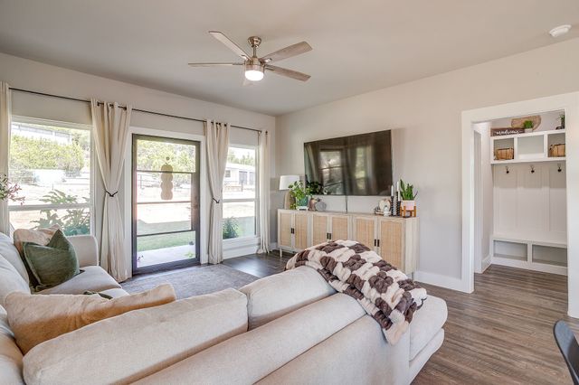 9720 Scenic View Court, Rio Vista, TX 76093