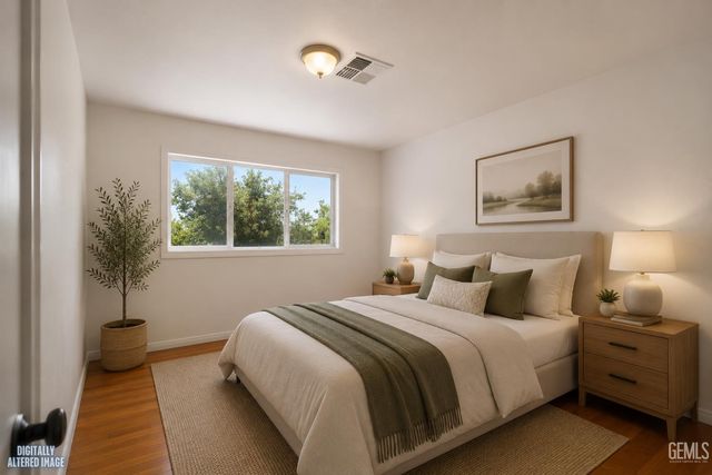 2804 Pomona Street, Bakersfield, CA 93305