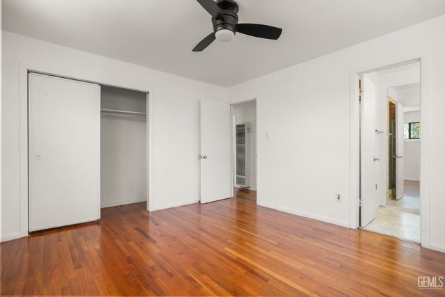 2804 Pomona Street, Bakersfield, CA 93305