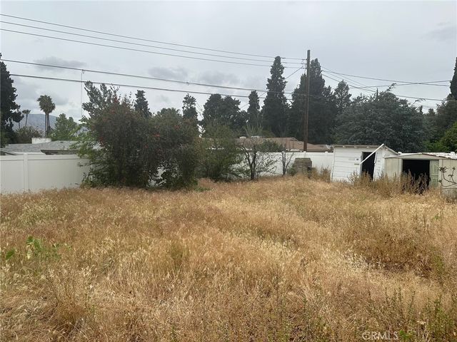 310 Santa Rita Place, Banning, CA 92220