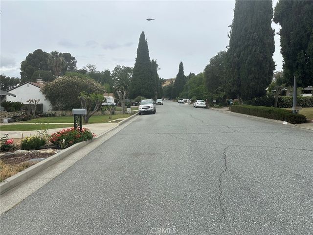 310 Santa Rita Place, Banning, CA 92220