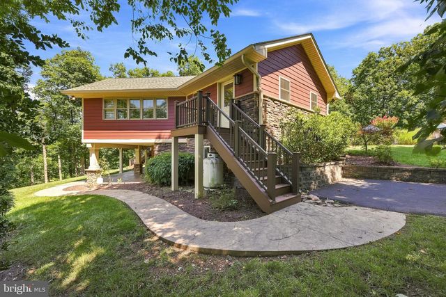 485 LAKE SERENE DR, Winchester, VA 22603