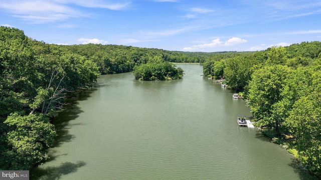 485 LAKE SERENE DR, Winchester, VA 22603