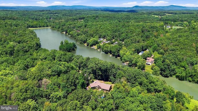 485 LAKE SERENE DR, Winchester, VA 22603