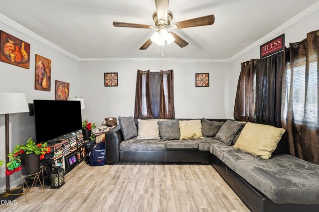 501 Apple Street, Burlington, NC 27217